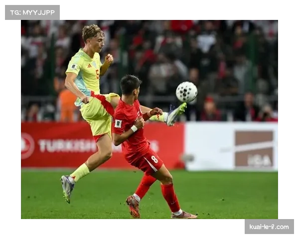 赫伊森世俱杯60米助攻惊艳,但防守失误遭伯纳乌嘘声 赫伊森世俱杯60米助攻惊艳,但防守失误遭伯纳乌嘘声